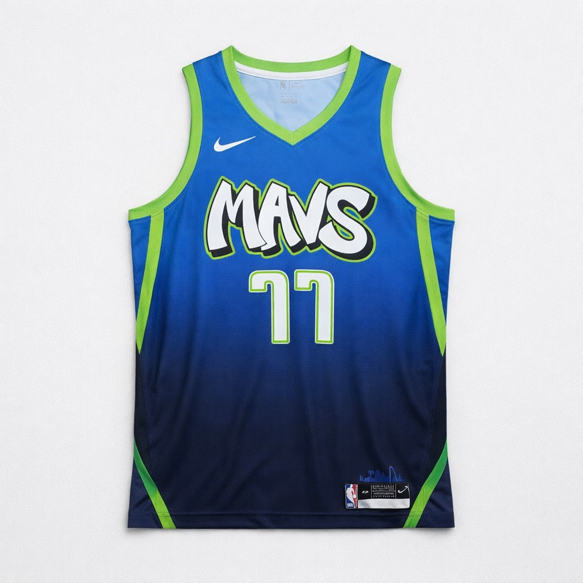 Dončić 77 Mavericks Gradient Basketball Jersey - 1