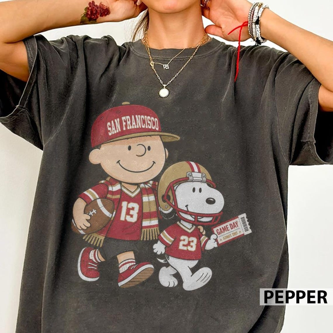 San Francisco 49ers Charlie Brown Snoopy Vintage Football Graphic T-Shirt
