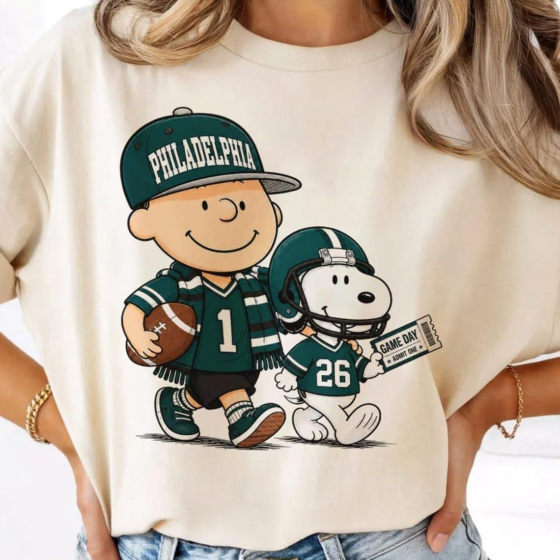 Philadelphia Eagles Snoopy Charlie Brown Vintage Football Graphic T-Shirt