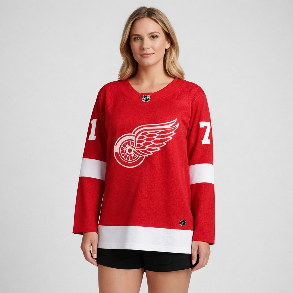 Larkin 71 Red Wings Hockey Jersey - 5
