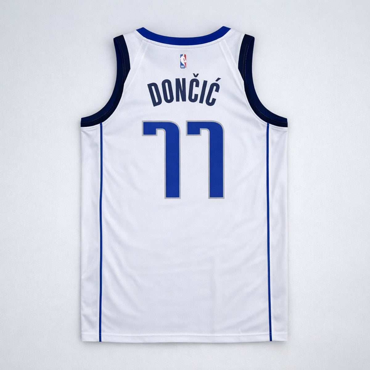 Dončić 77 Dallas White Basketball Jersey - 2
