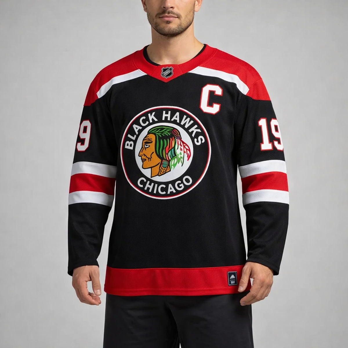 Toews 19 Chicago Blackhawks Hockey Jersey - 4