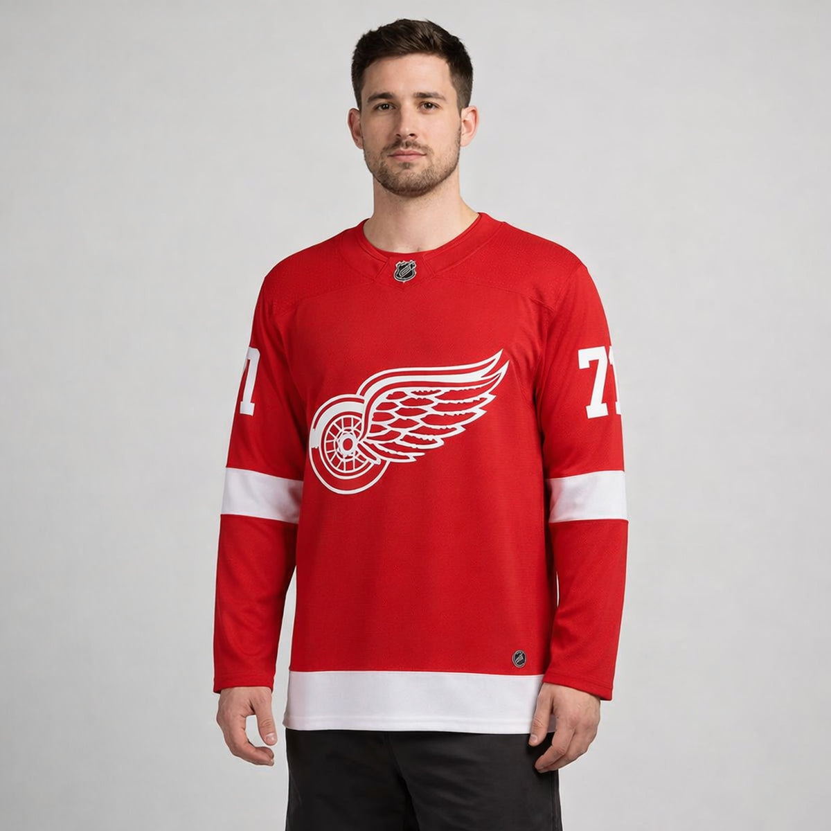 Larkin 71 Red Wings Hockey Jersey - 4