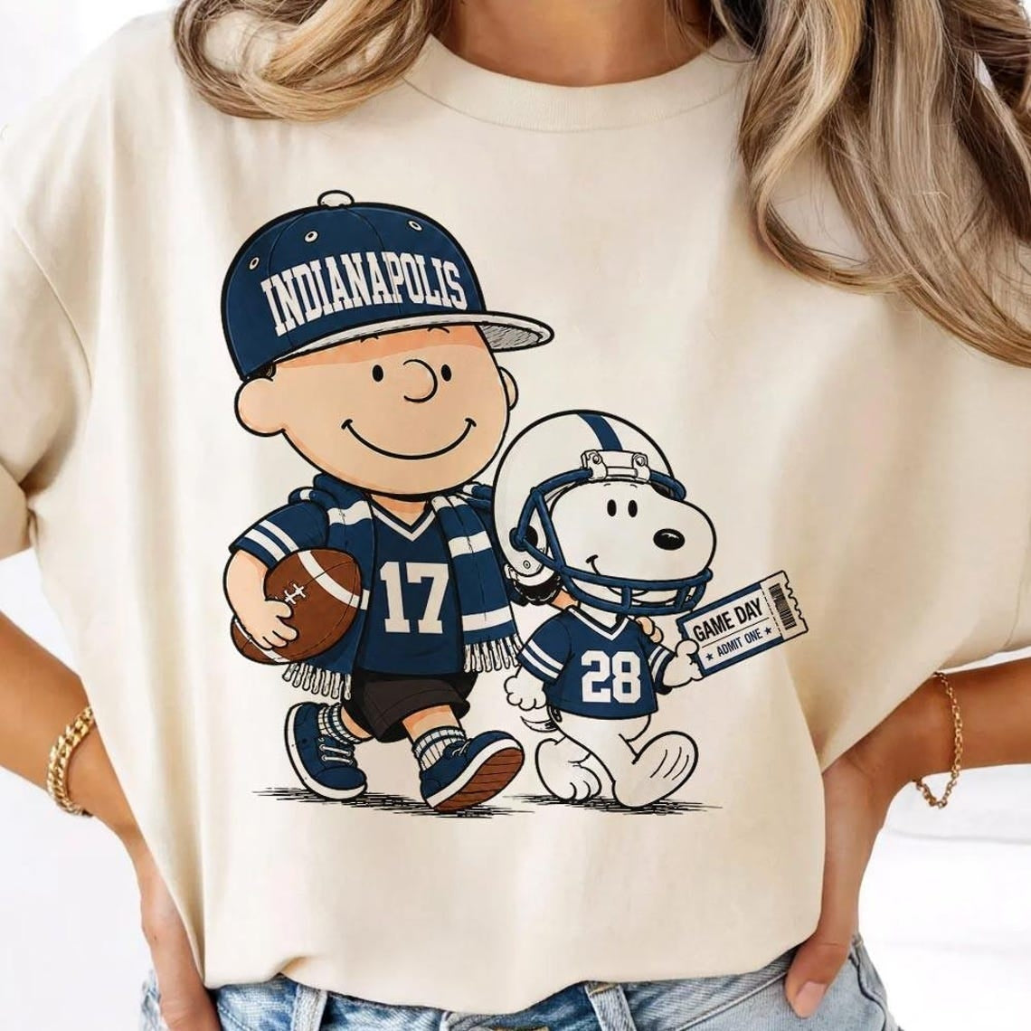 Indianapolis Colts Snoopy Charlie Brown Vintage Football Graphic T-Shirt