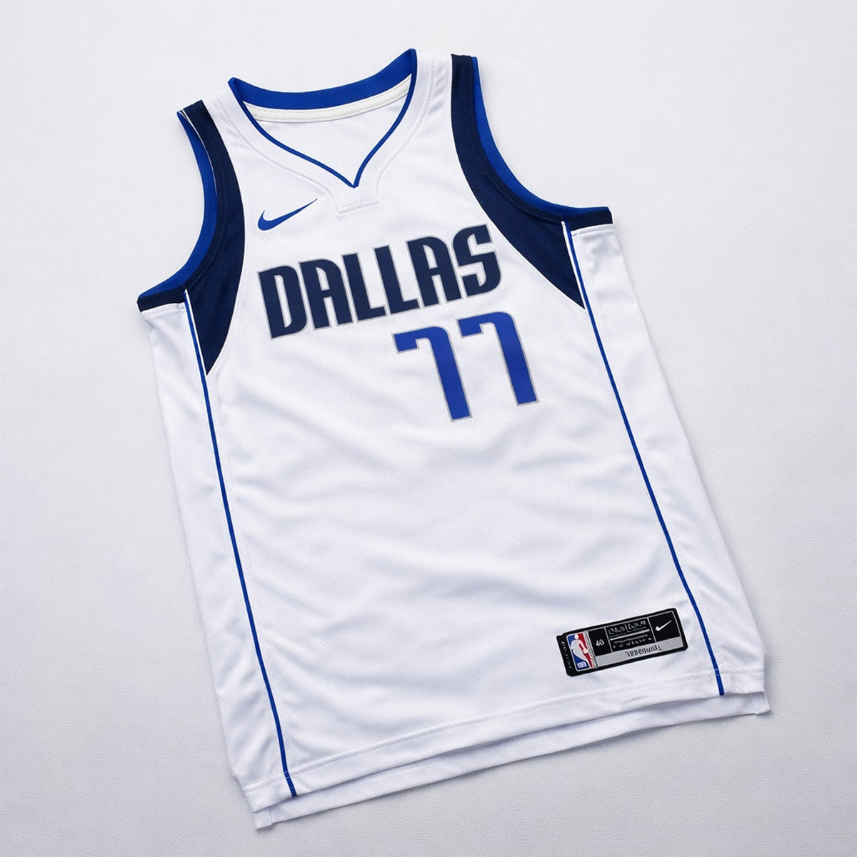 Dončić 77 Dallas White Basketball Jersey - 3